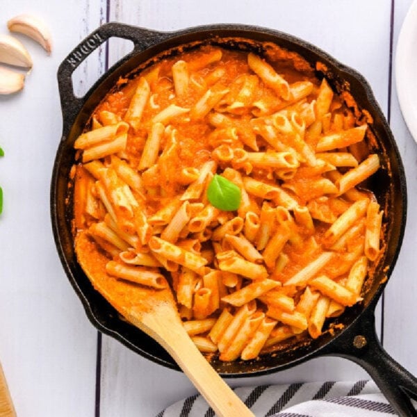 How to Make Vodka Sauce With Meat - Kitchen Divas