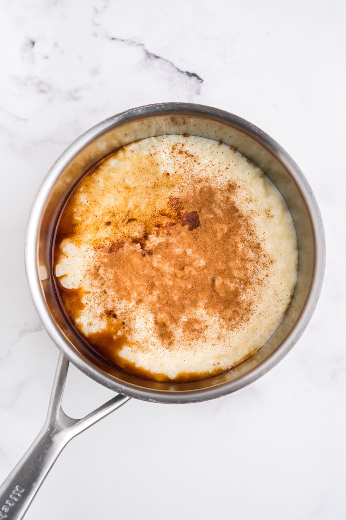 Cinnamon and vanilla added to the rice mixture.