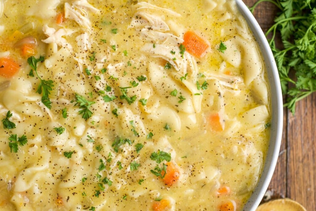 54 Slow Cooker Chicken and Beef Dinners for Comfort Food Feasts Made ...
