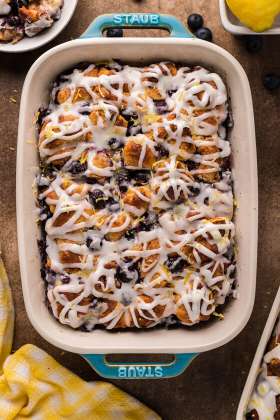 Canned Cinnamon Rolls with Heavy Cream and Blueberries Kitchen Divas
