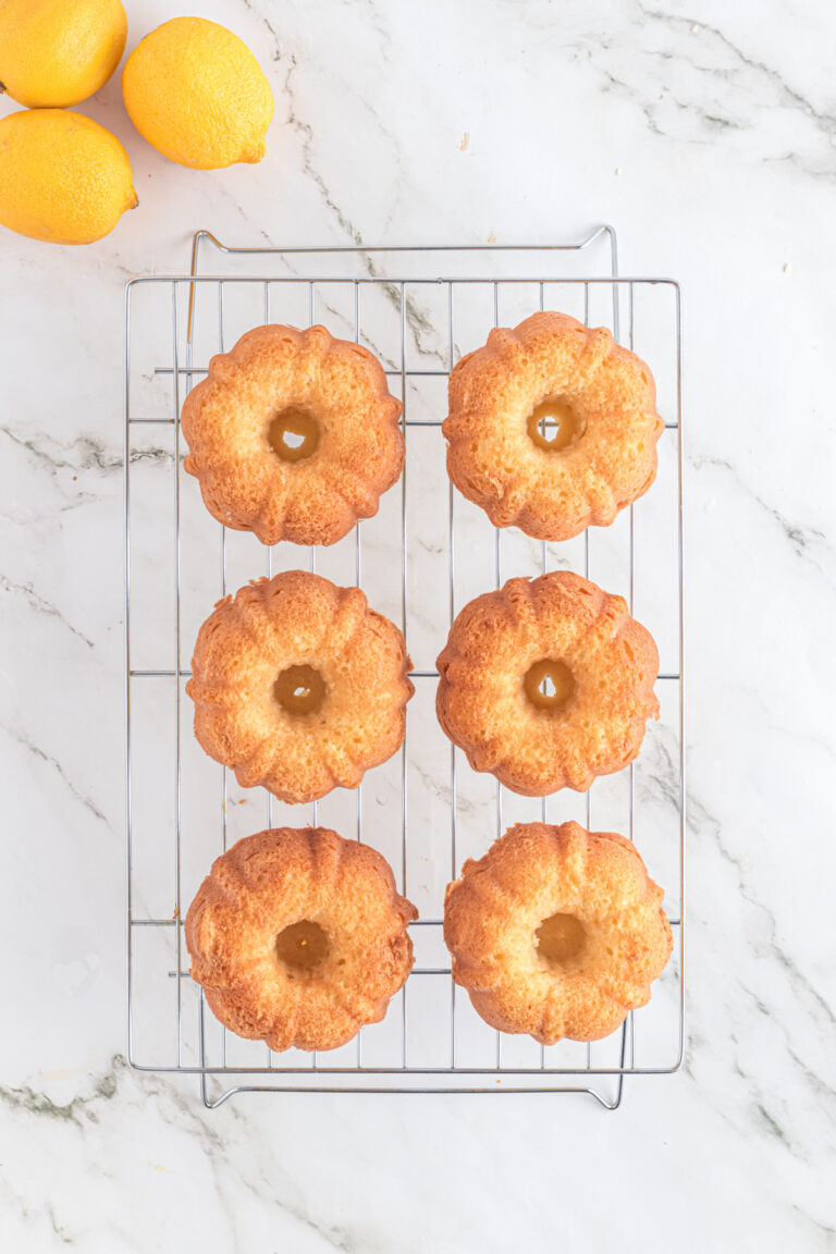 Mini Lemon Bundt Cakes - Kitchen Divas