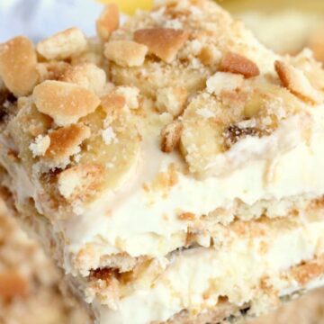 Banana Pudding Lasagna slice on a serving spoon.