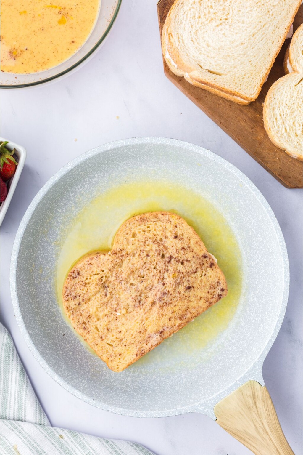 French Toast With Strawberries And Cream Cheese Kitchen Divas French Toast With Strawberries And Cream Cheese Kitchen Divas