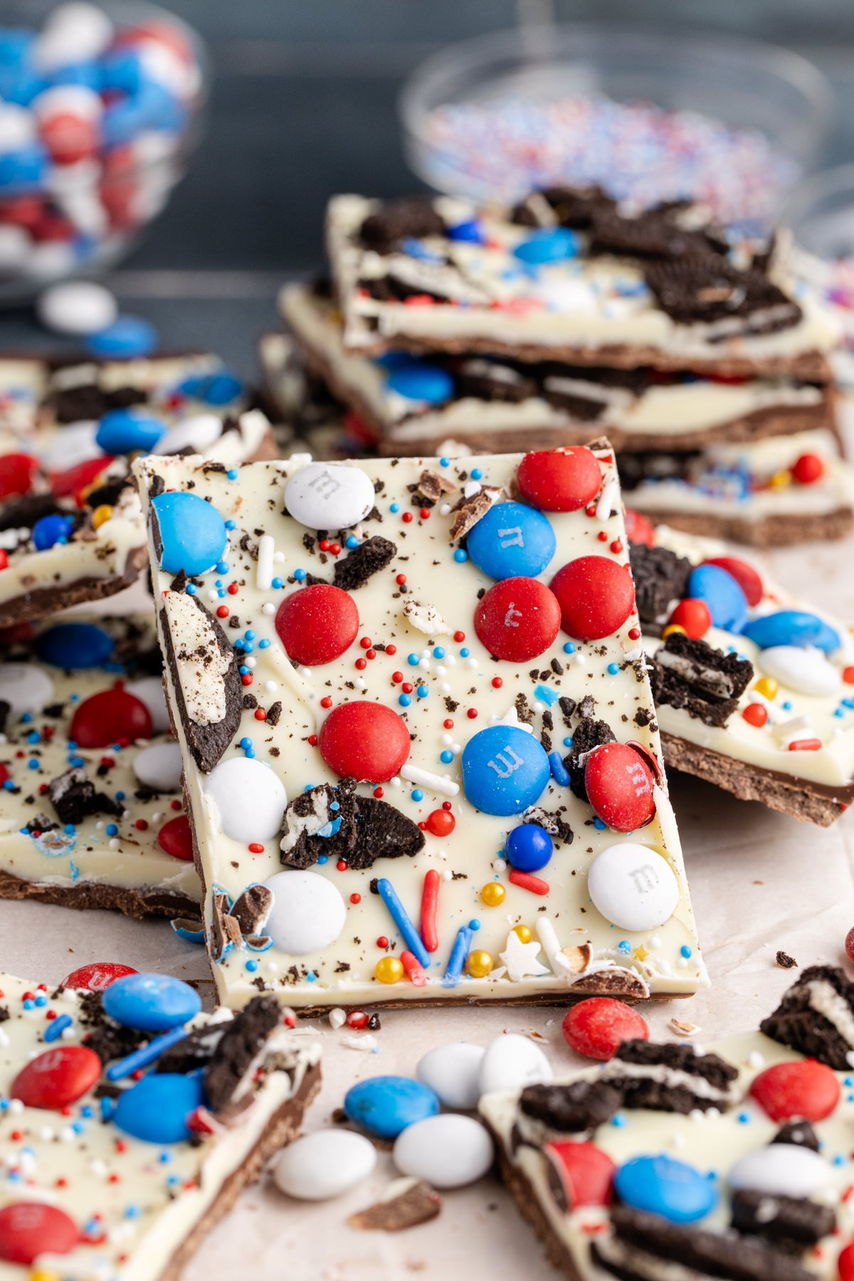 4th of July chocolate bark with red, white and blue m&ms.