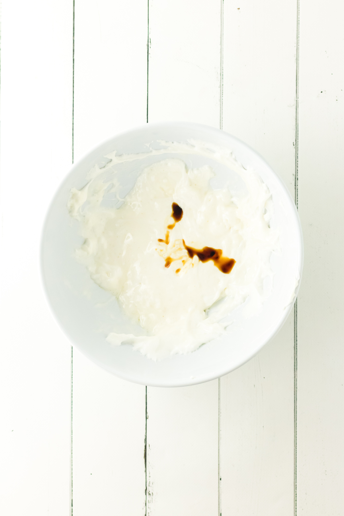 Vanilla extract added to the marshmallow mixture.