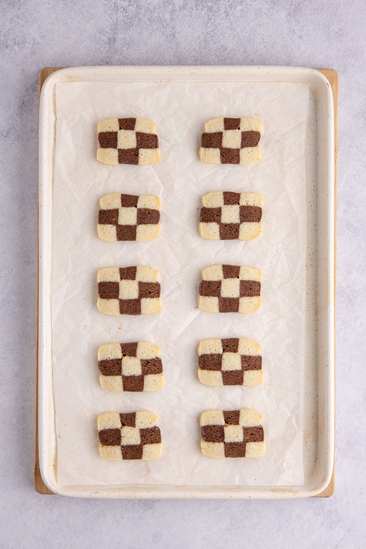 Cookies on a sheet tray.