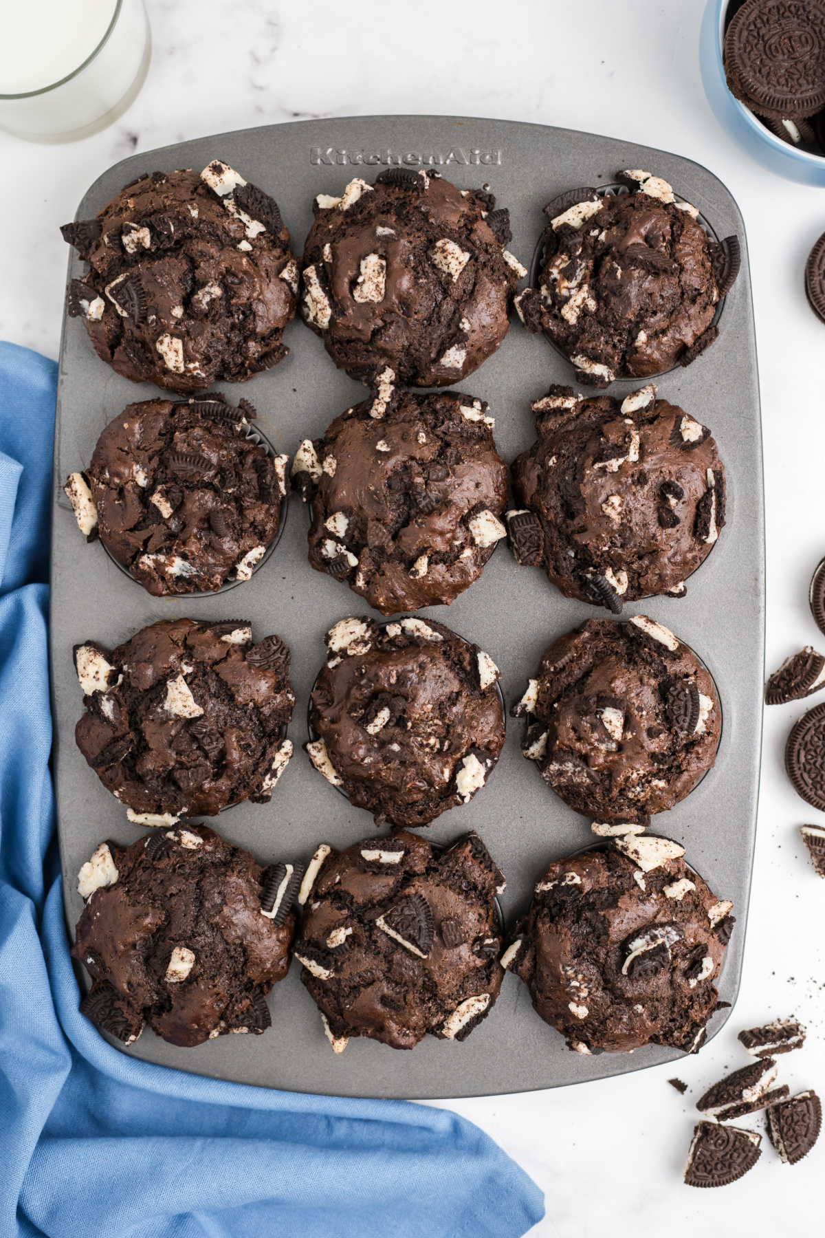 Muffins cooked in the oven.