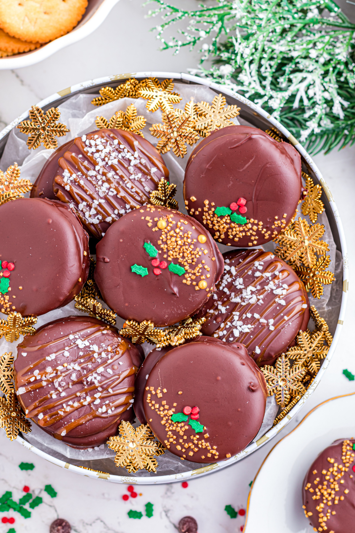 Christmas cookies in a tin container. 