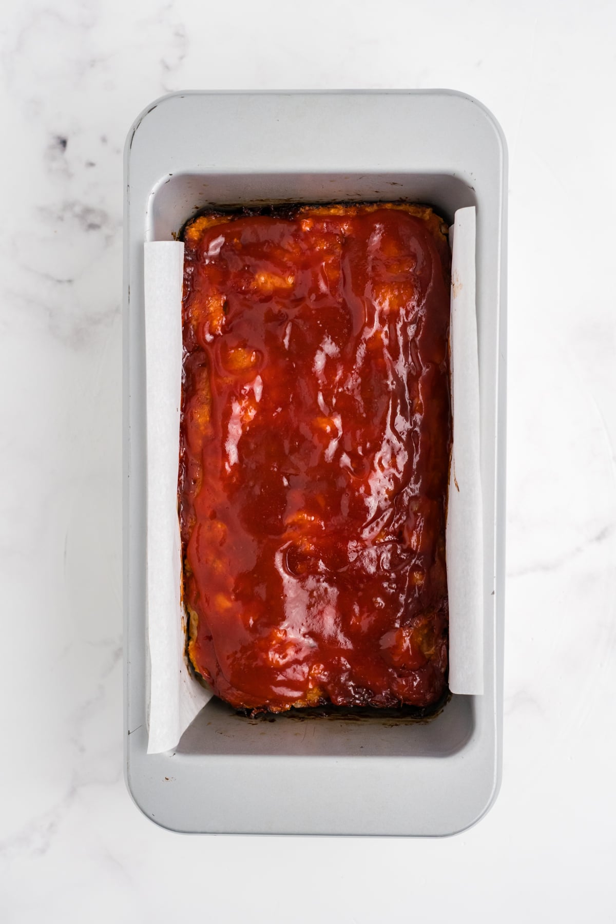 The glaze spread on top of the chicken mixture.