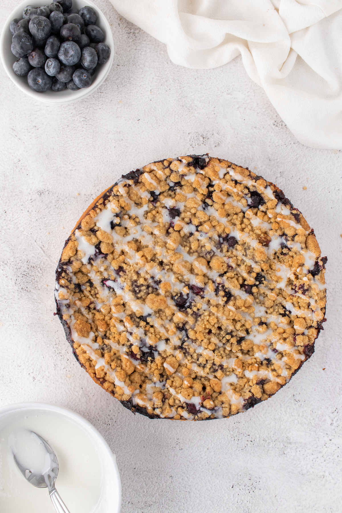 Glaze drizzeled on top once the cake cools.