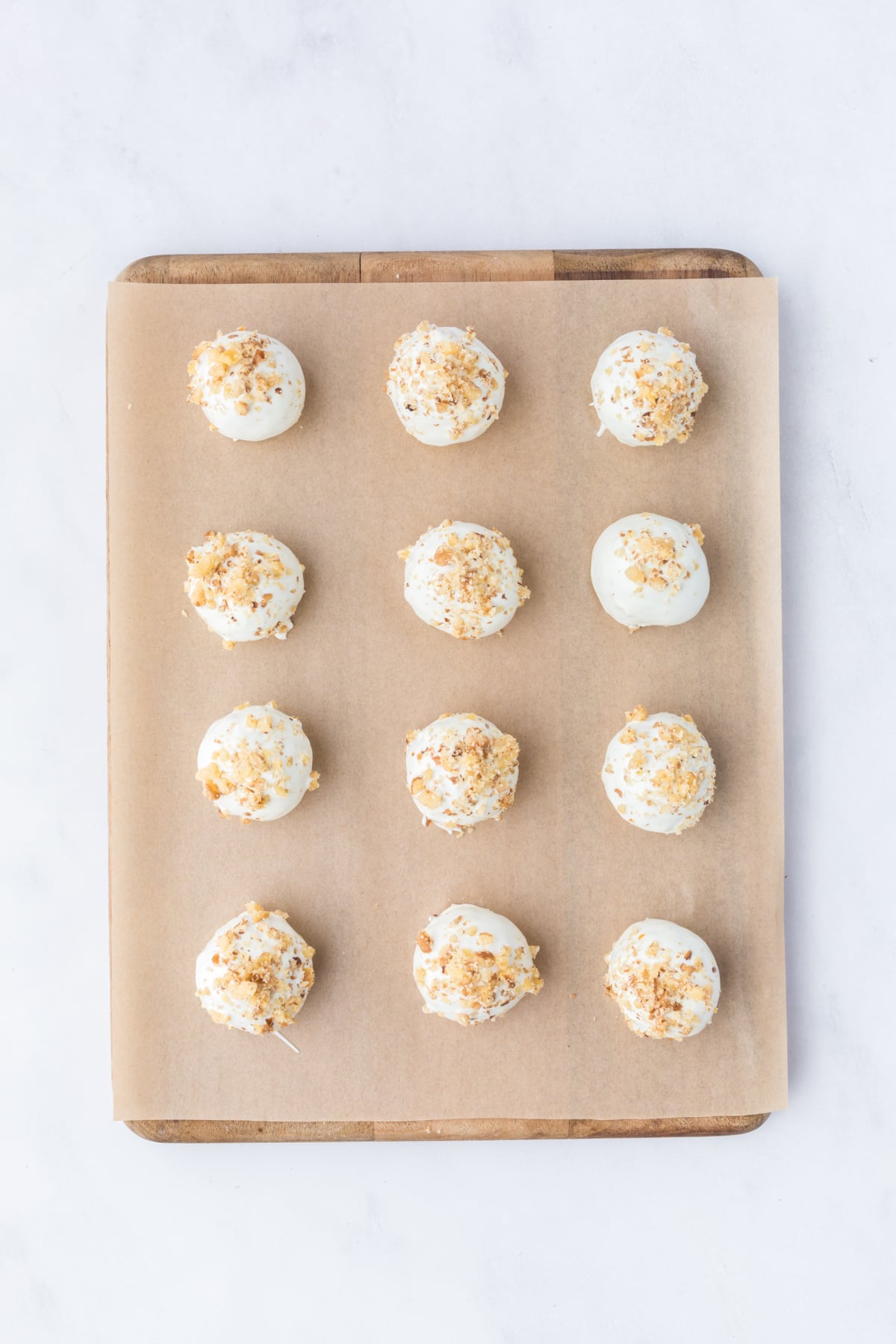 Walnut sprinkled on top of the set truffle.