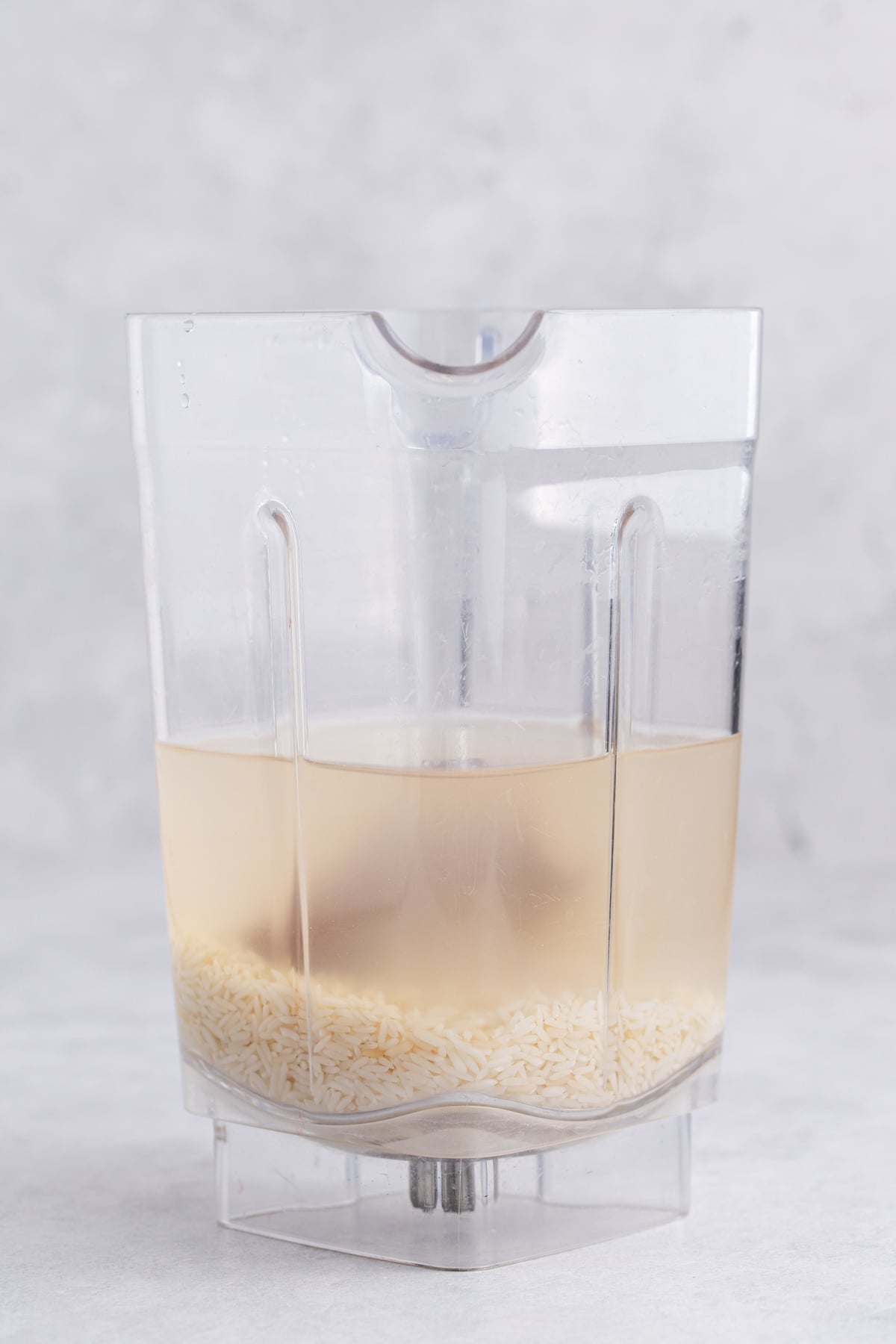 Water and rice in a blender.