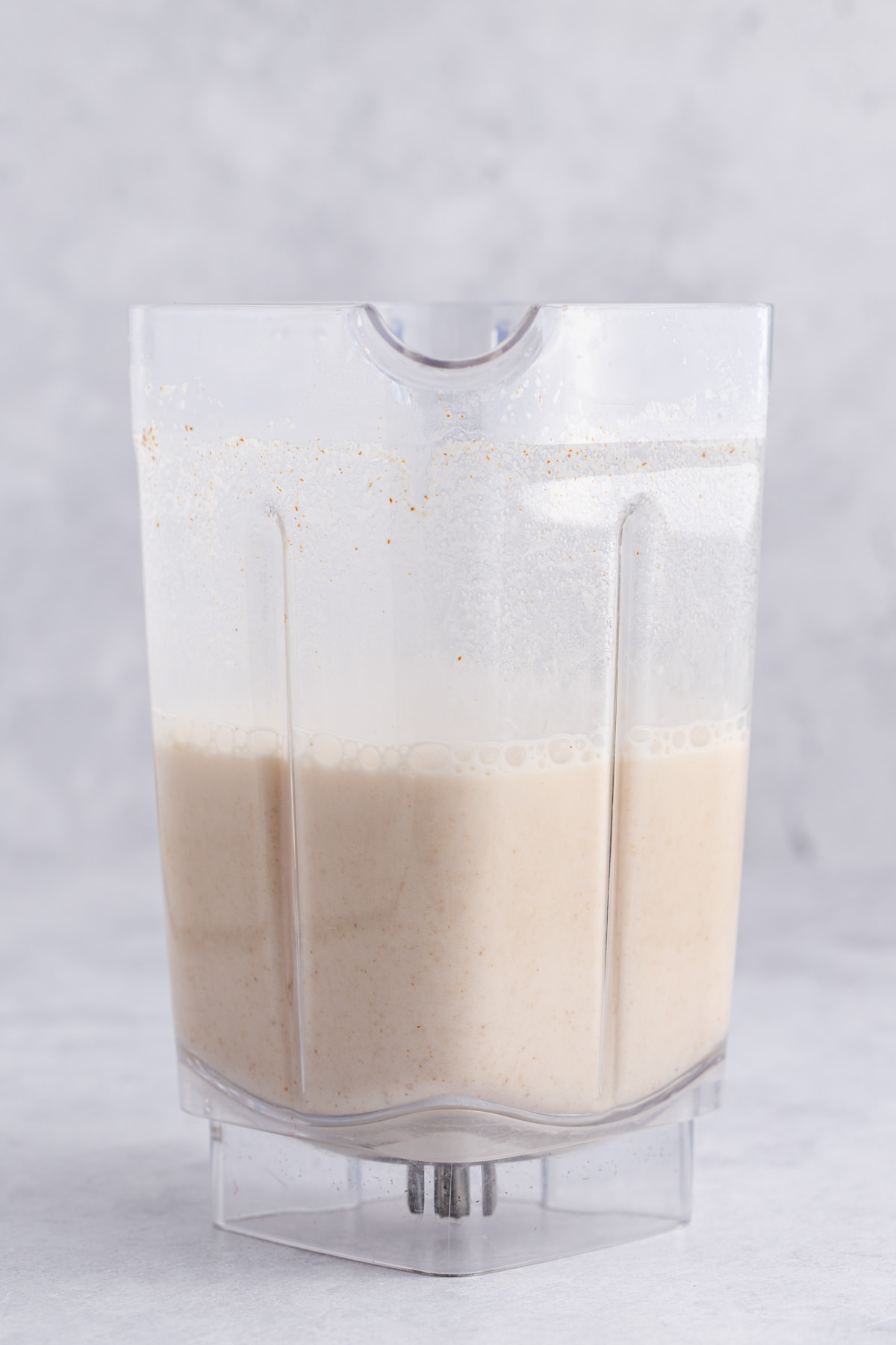 Rice, water and cinnamon blended.