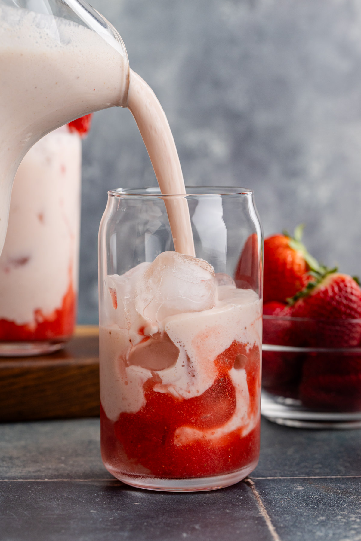 The mixture poured into a glass.