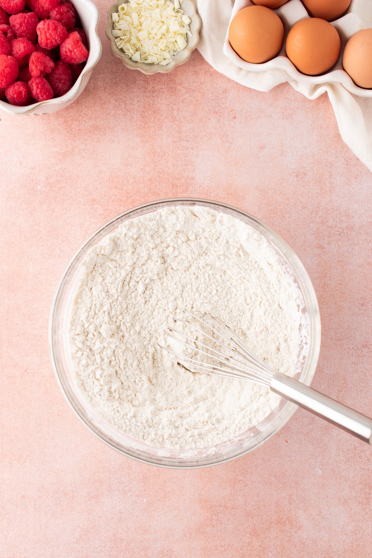 All of the dry ingredients in a mixing bowl.