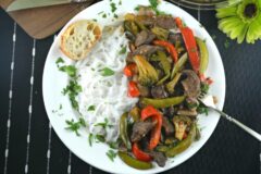 Slow Cooker Beef and Veggies