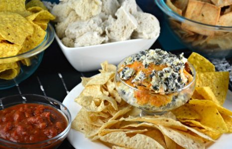 Simple Spinach Artichoke Dip
