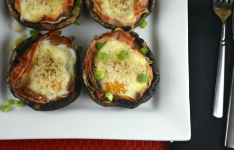 Prosciutto Portobello Baked Eggs