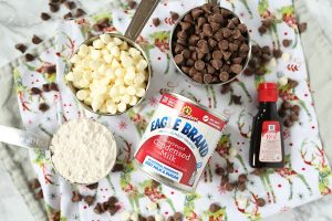 Easy Red Velvet Fudge