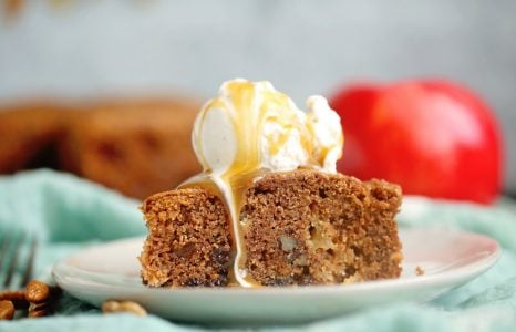 Best Nutty Apple Cake
