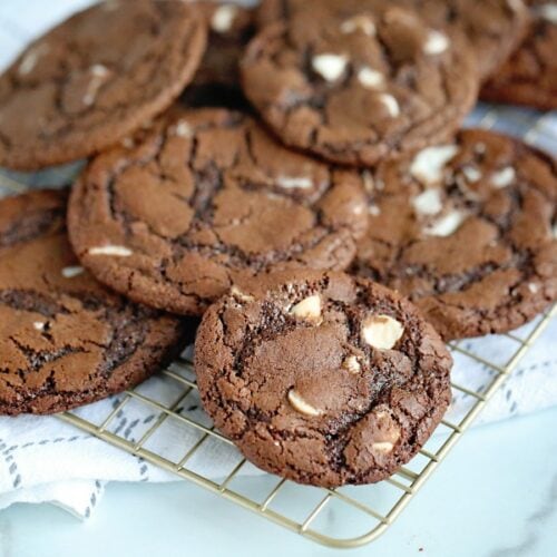 White Chocolate Chunk Fudge Cookies