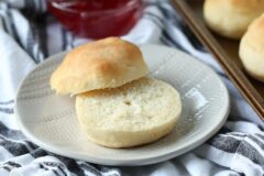 Homemade Soft Fluffy Dinner Rolls