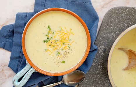 The Best Cream of Potato and Leek Soup
